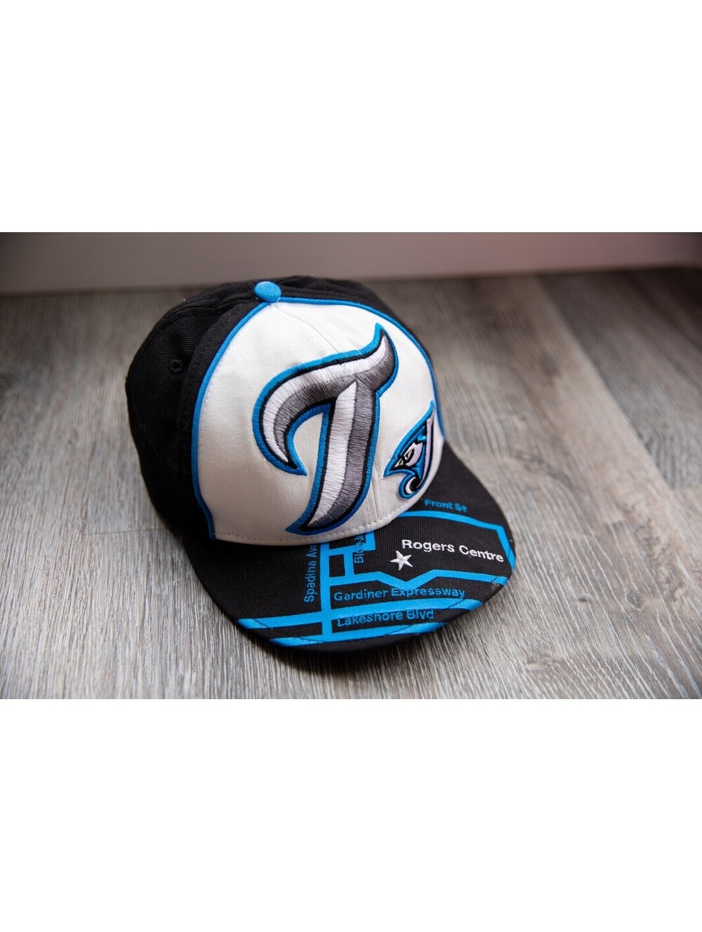 Toronto Blue Jays Baseball New Era Cap / Hat - Men's Size 7 - 55.8cm VTG Y2K